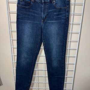 Tahari Indigo Denim Jeans